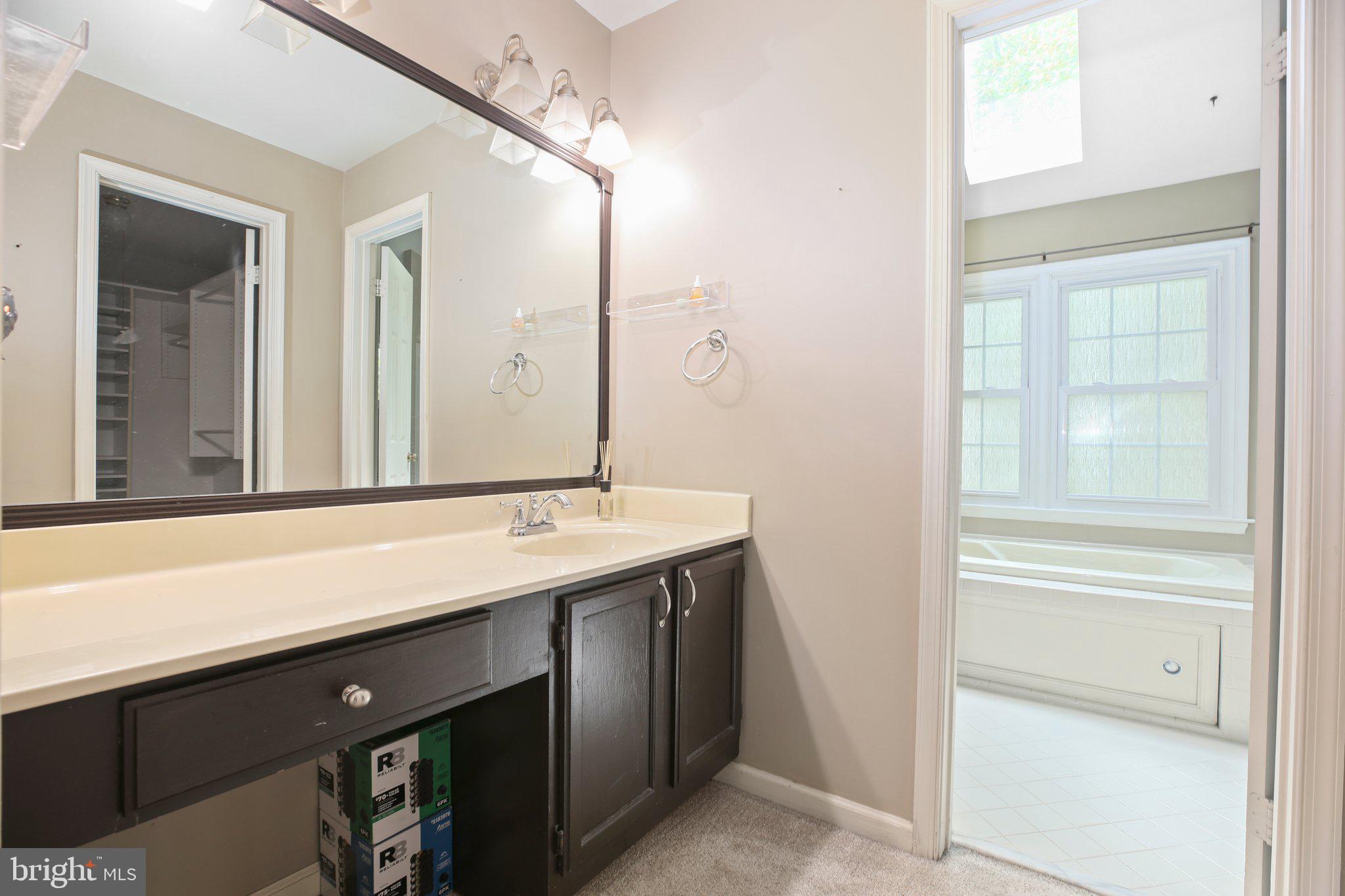 2001 MIDSHIPMAN DRIVE