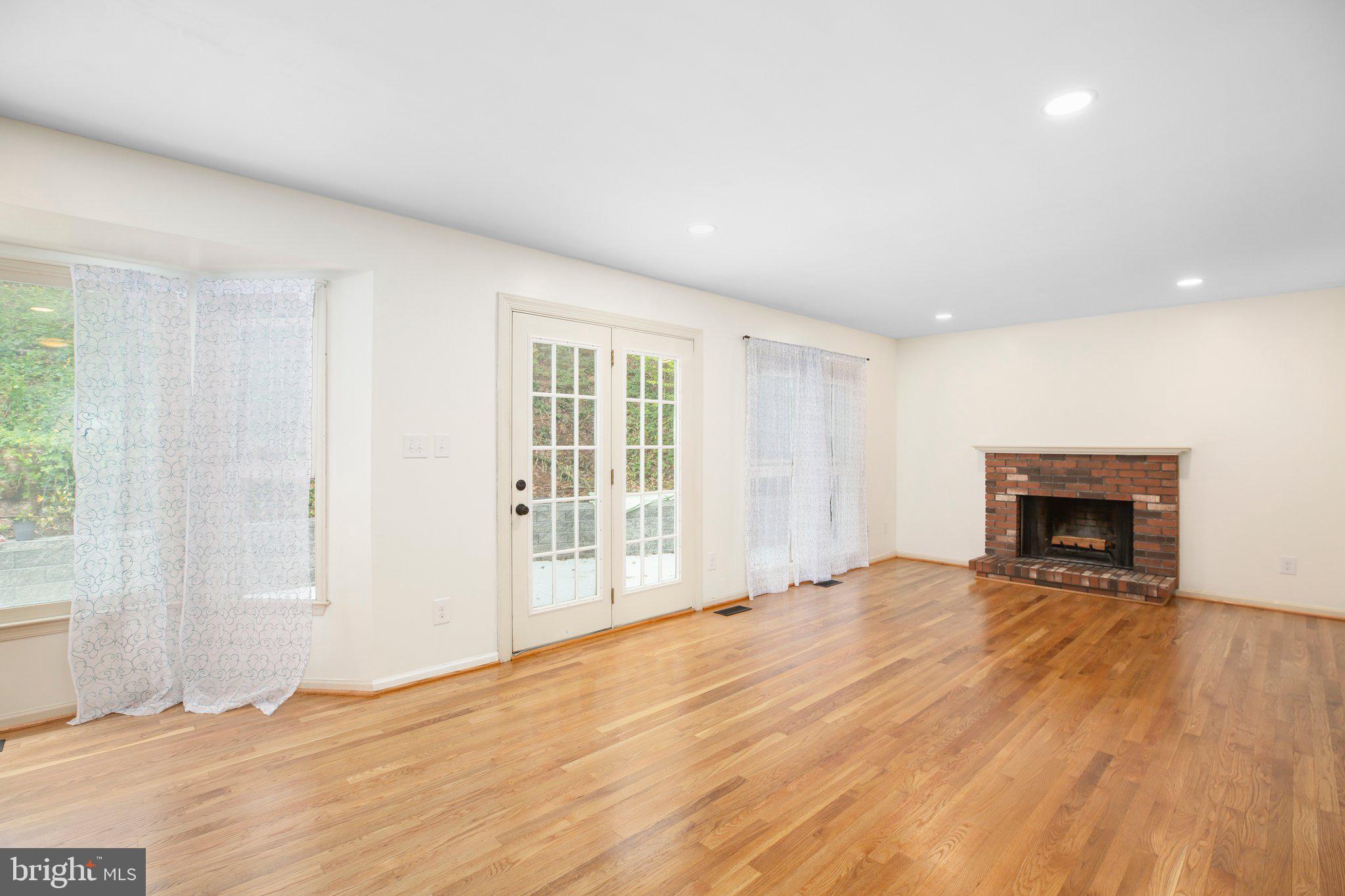 2001 MIDSHIPMAN DRIVE