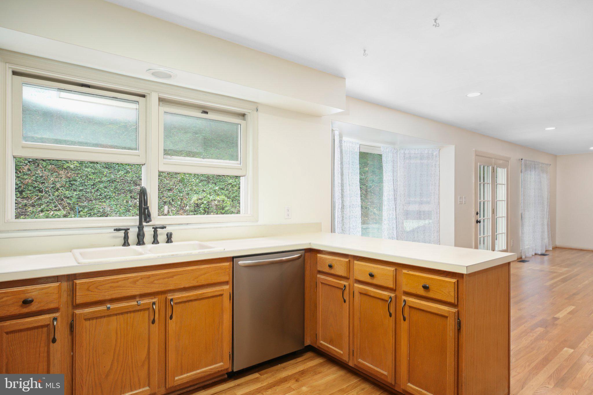 2001 MIDSHIPMAN DRIVE