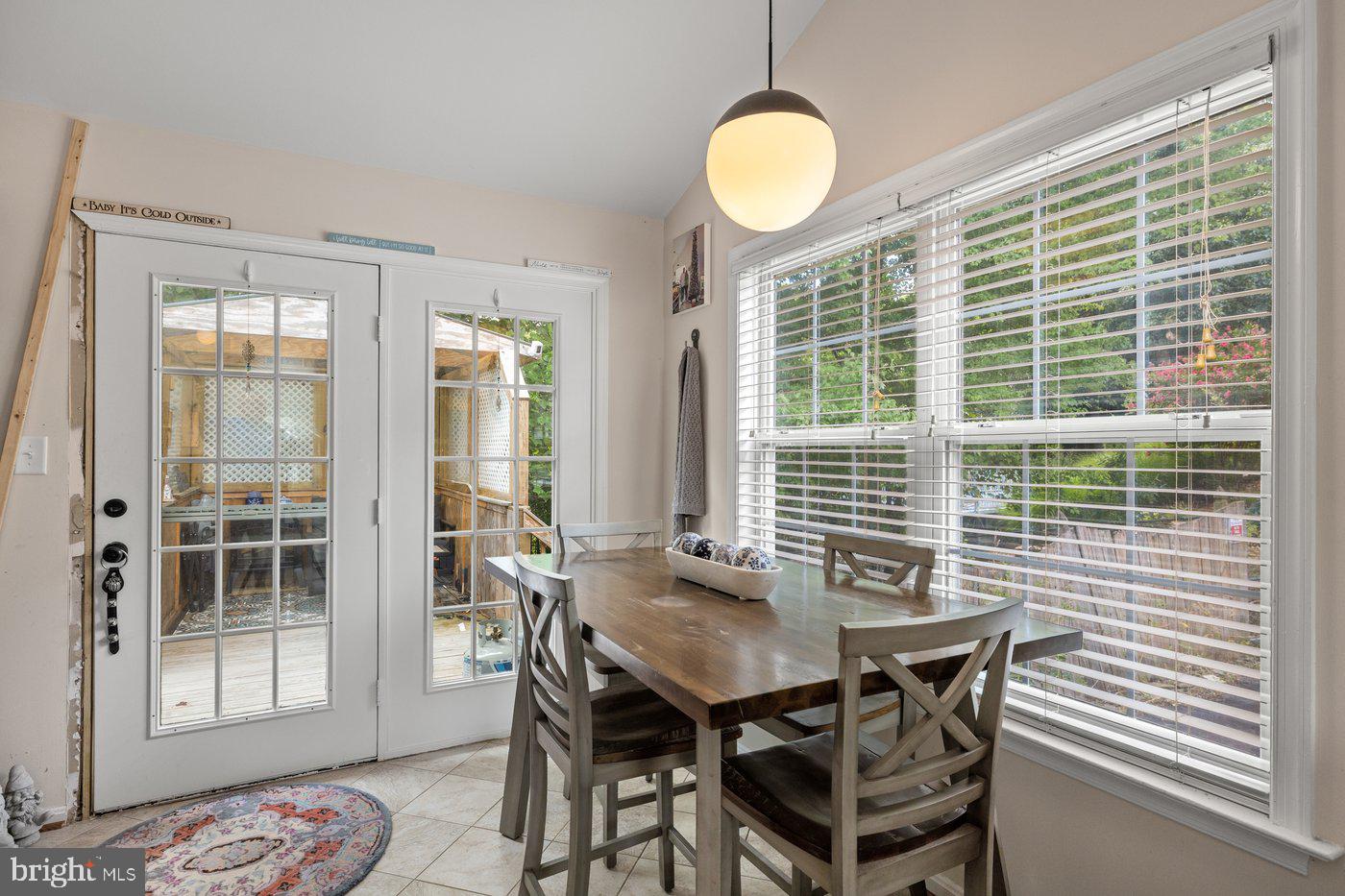 34 Amelia Ct
