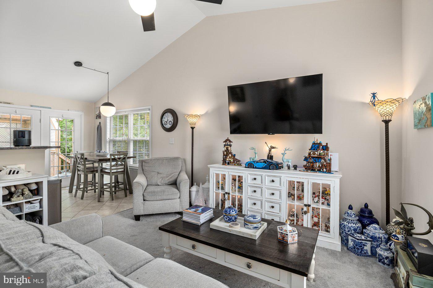 34 Amelia Ct