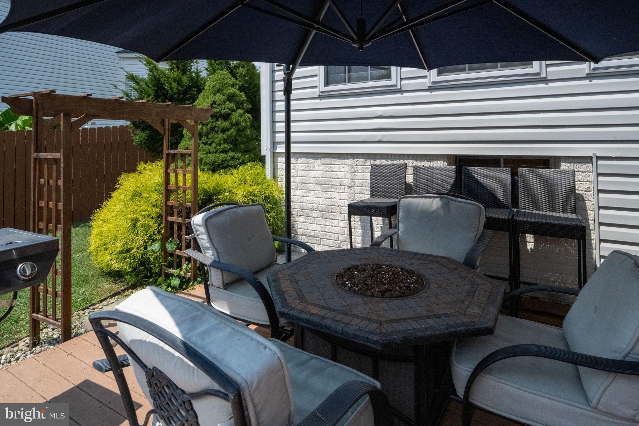 1 River Oak Dr