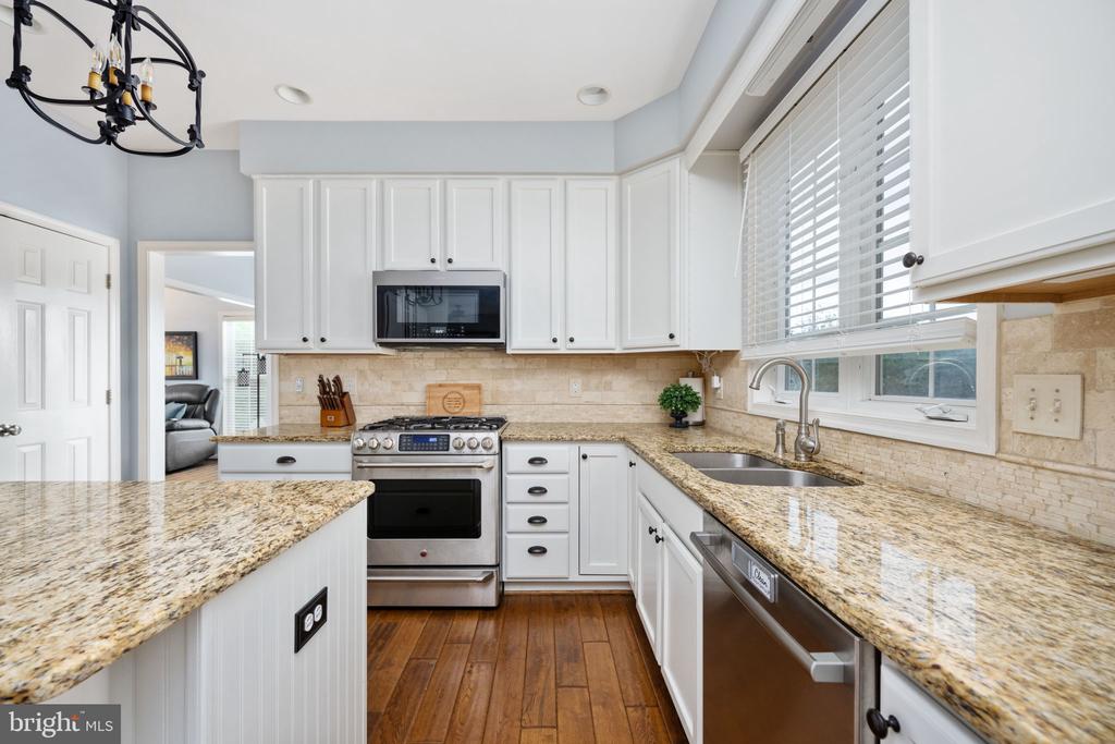 1 River Oak Dr