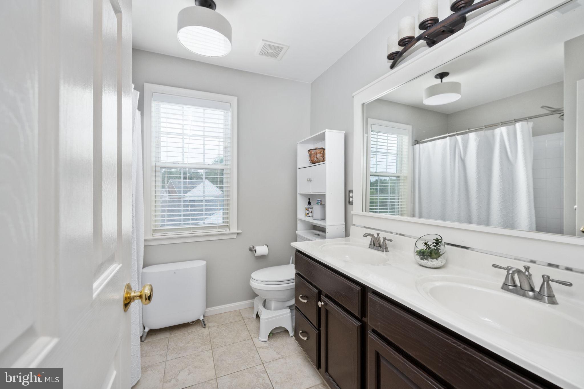 1 River Oak Dr