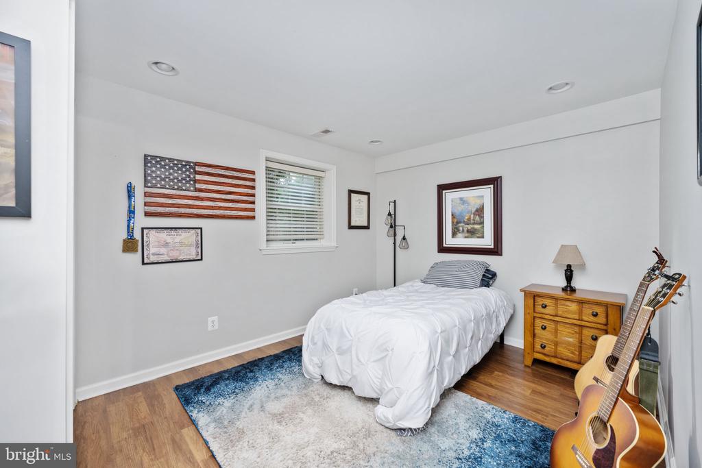 1 River Oak Dr