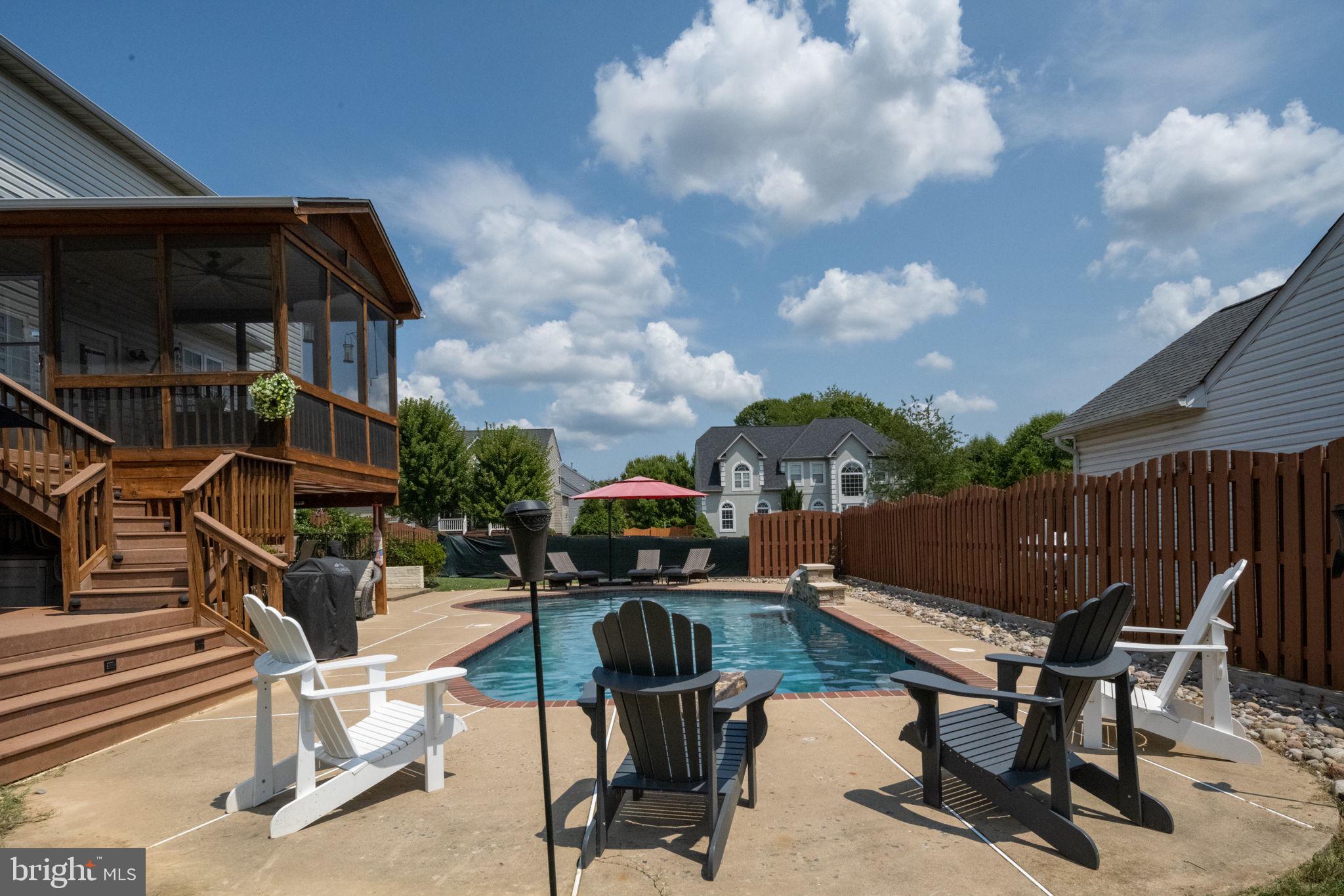 1 River Oak Dr