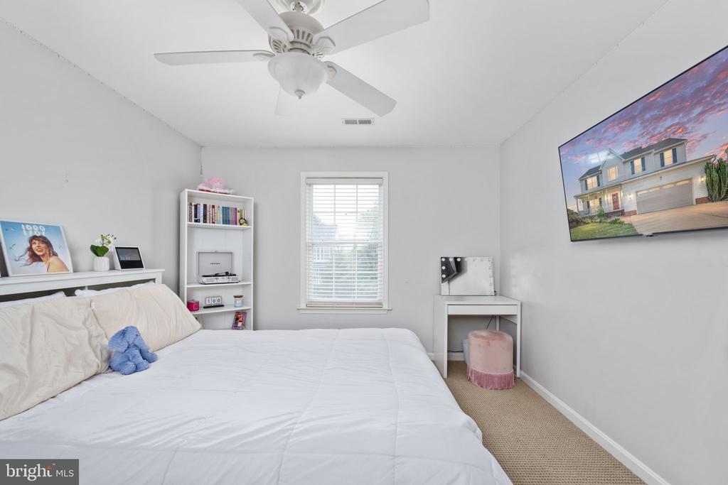 1 River Oak Dr
