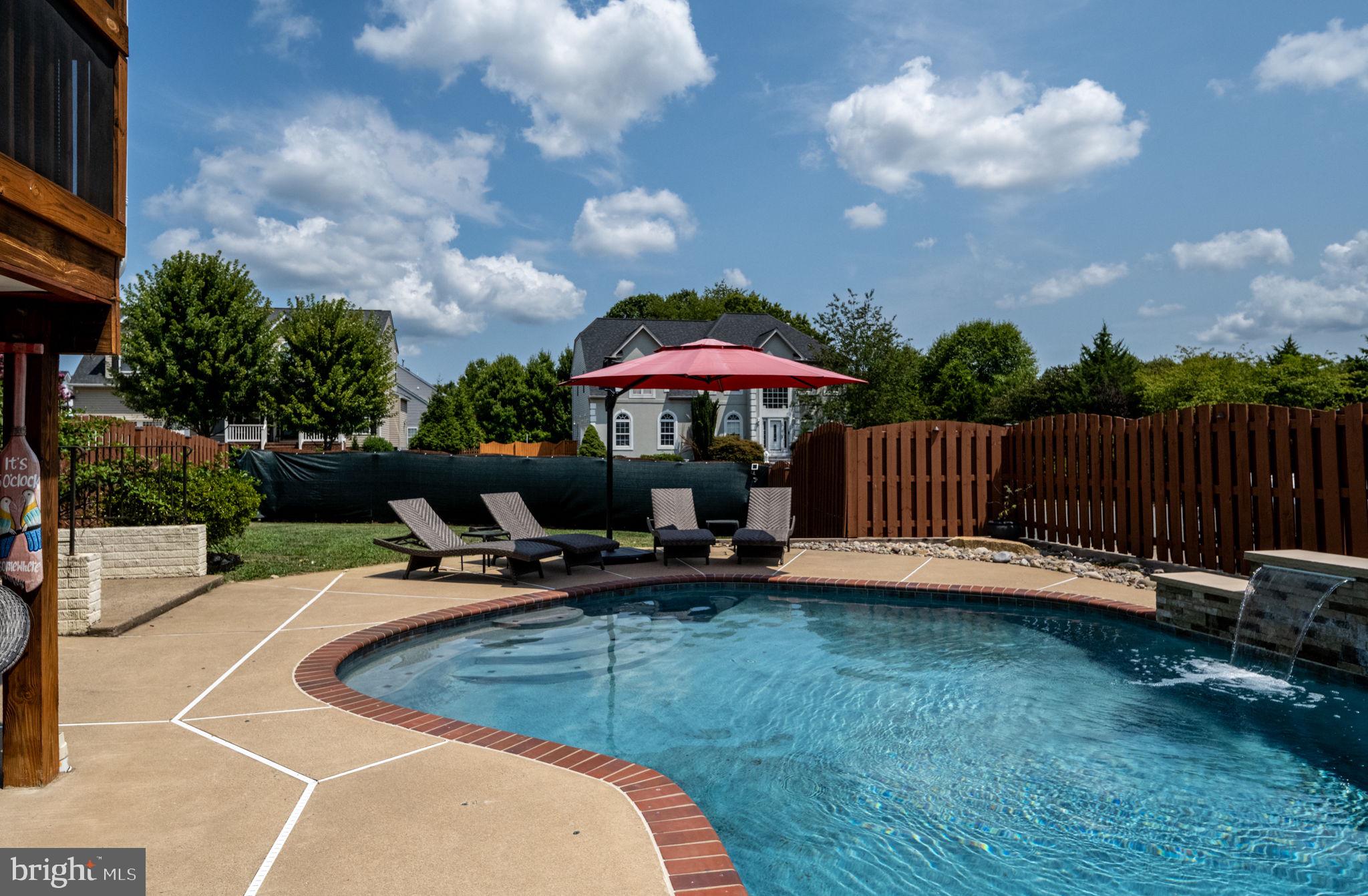 1 River Oak Dr