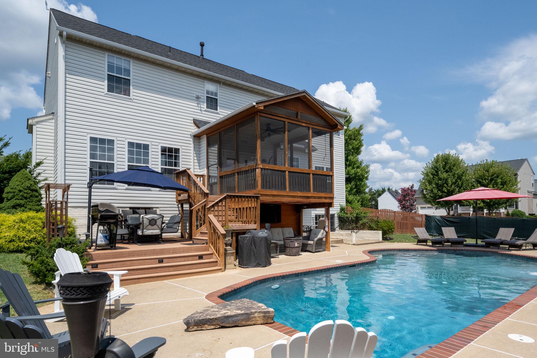 1 River Oak Dr
