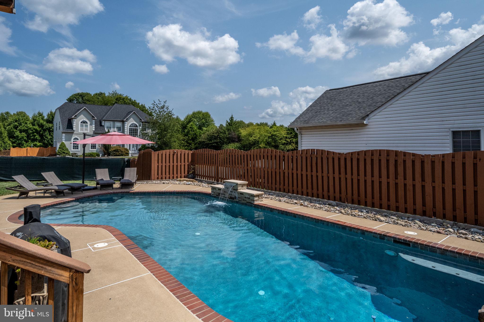 1 River Oak Dr