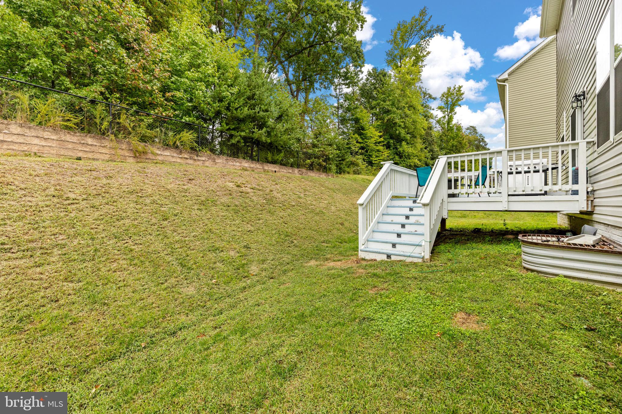 38 Clear Spring Ln