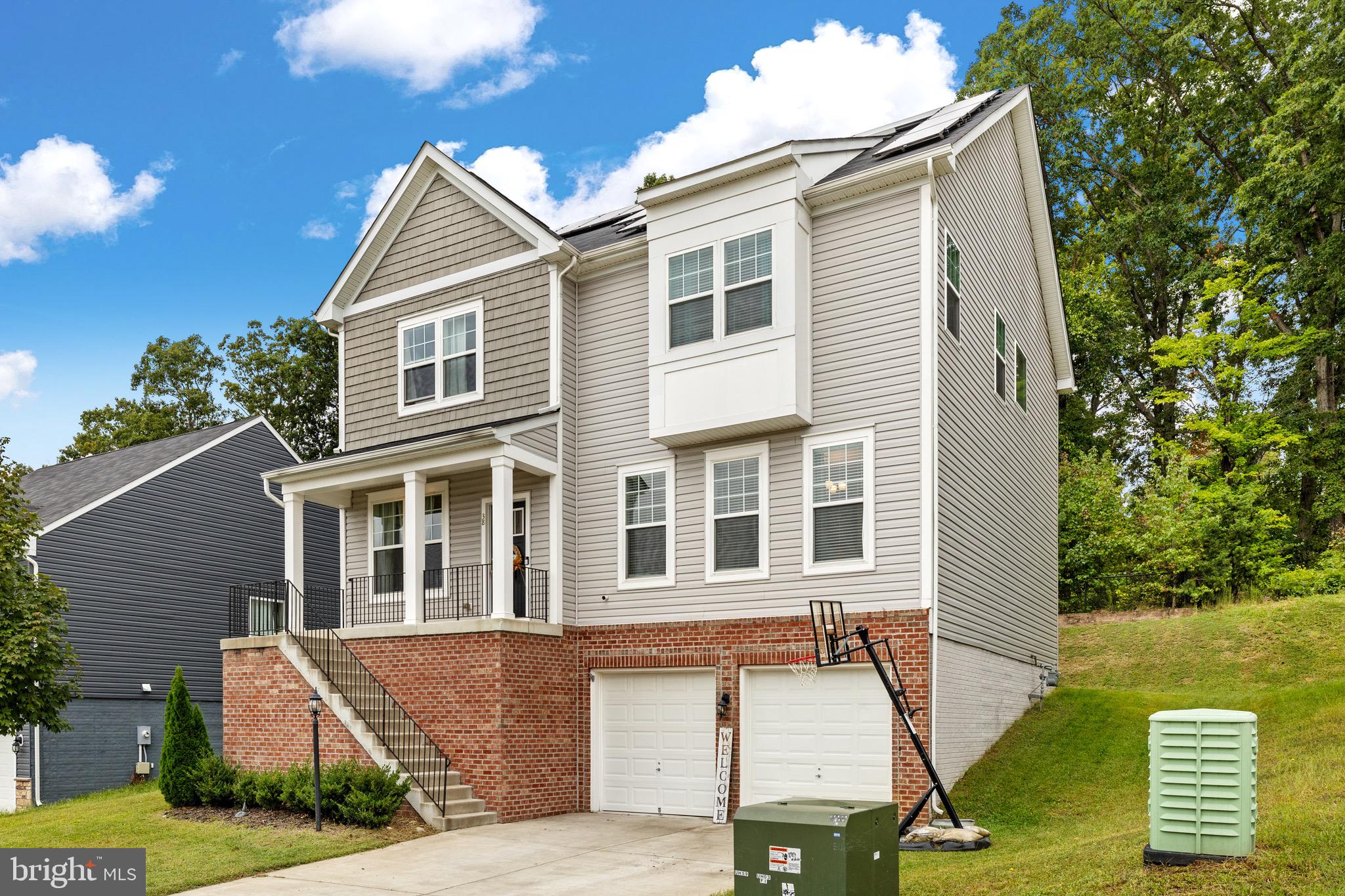 38 Clear Spring Ln