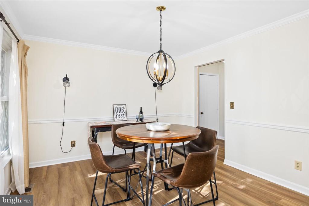 1038 Aquia Dr