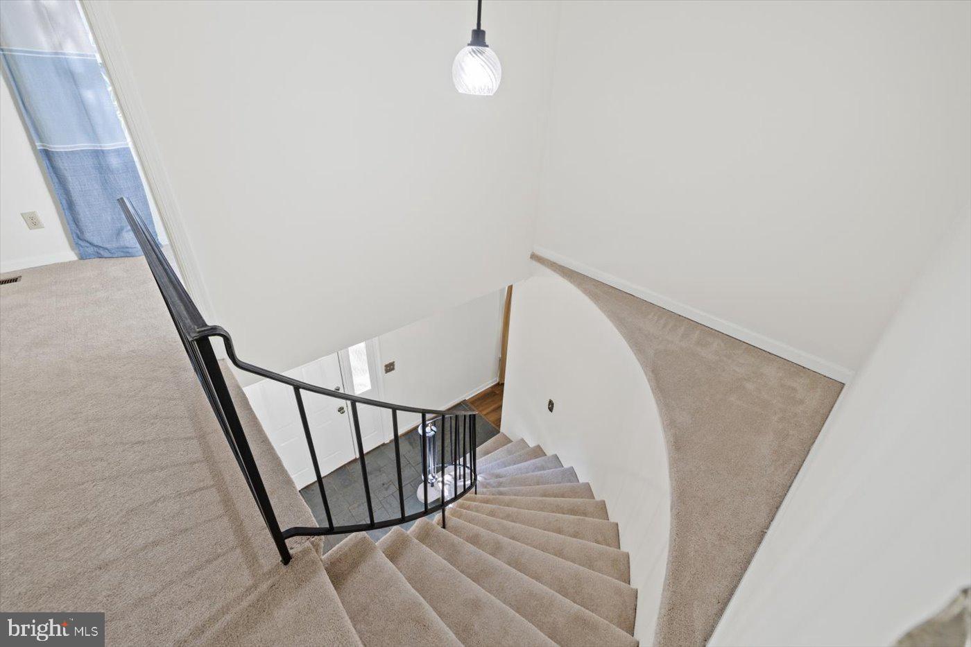 1038 Aquia Dr