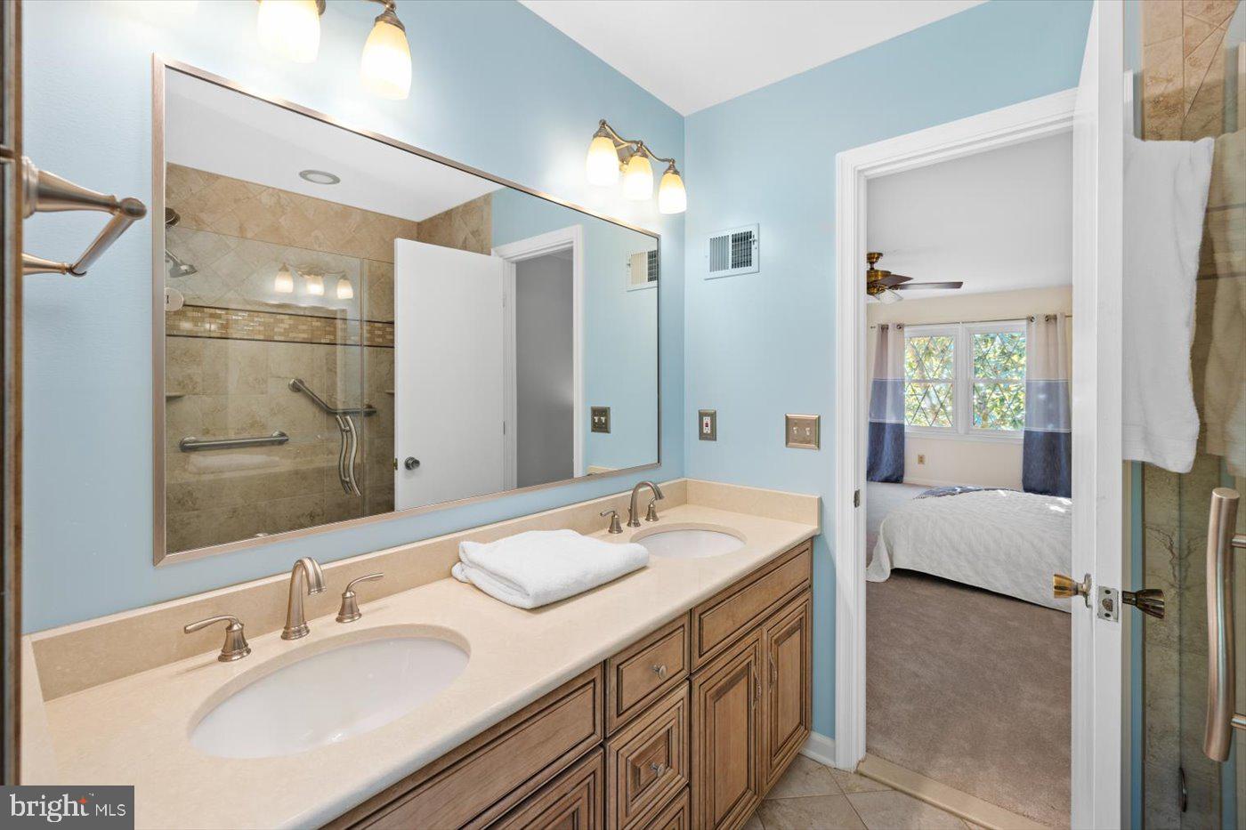 1038 Aquia Dr