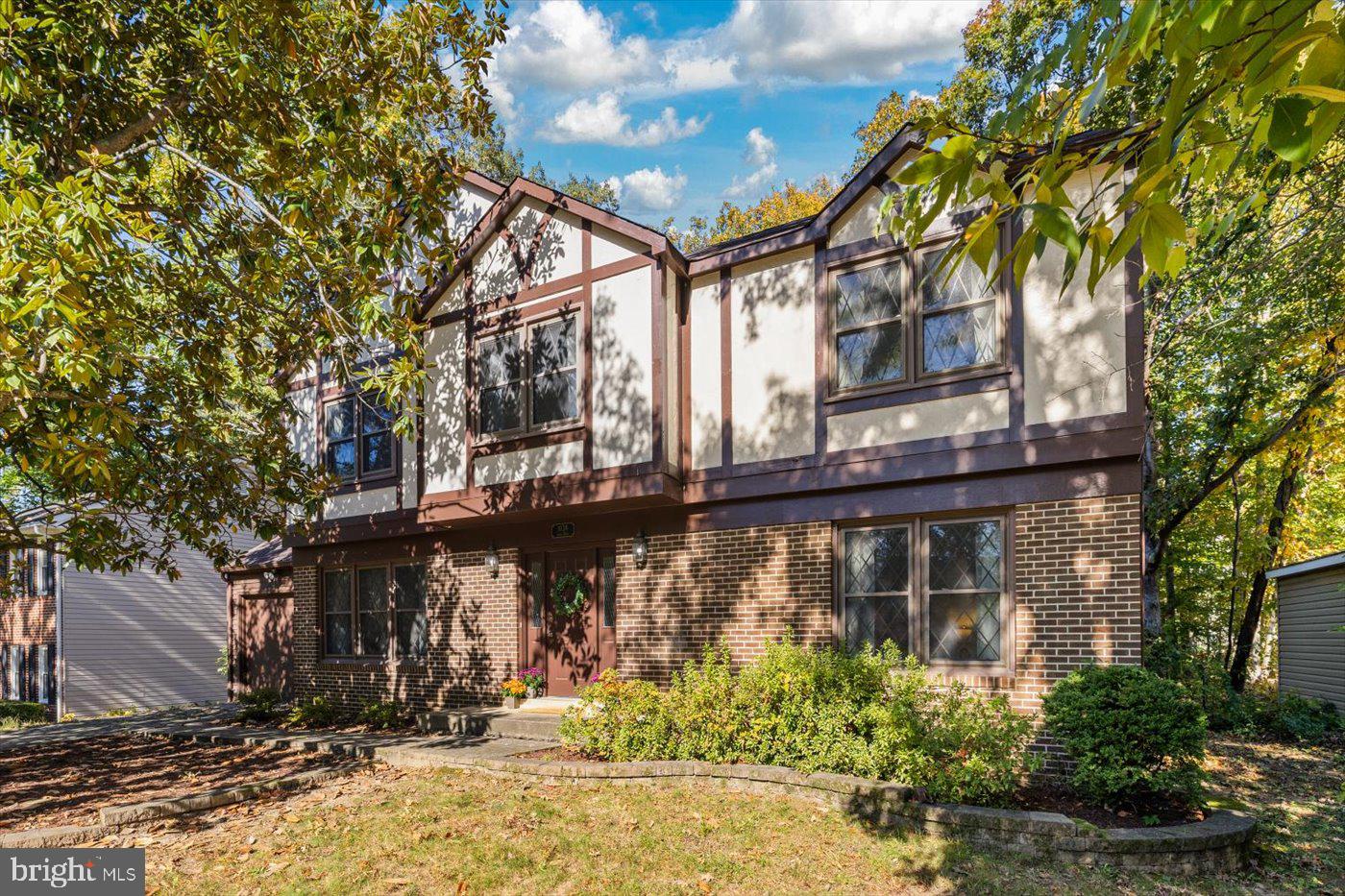1038 Aquia Dr