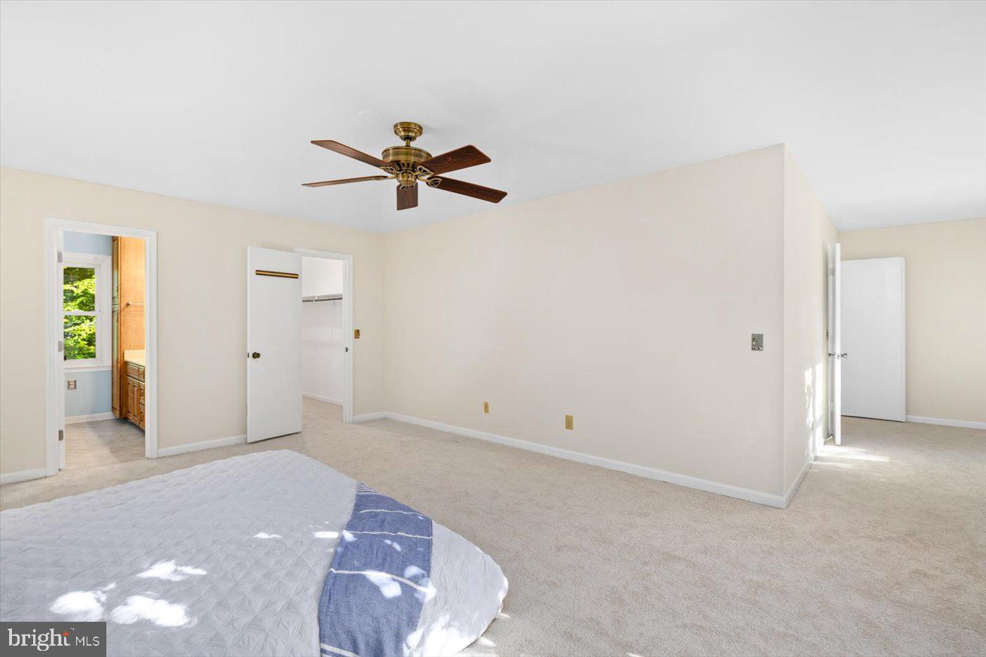 1038 Aquia Dr