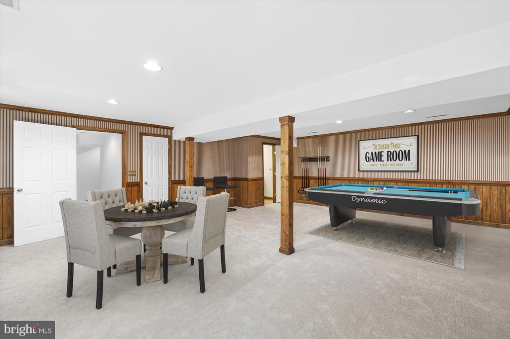 1038 Aquia Dr