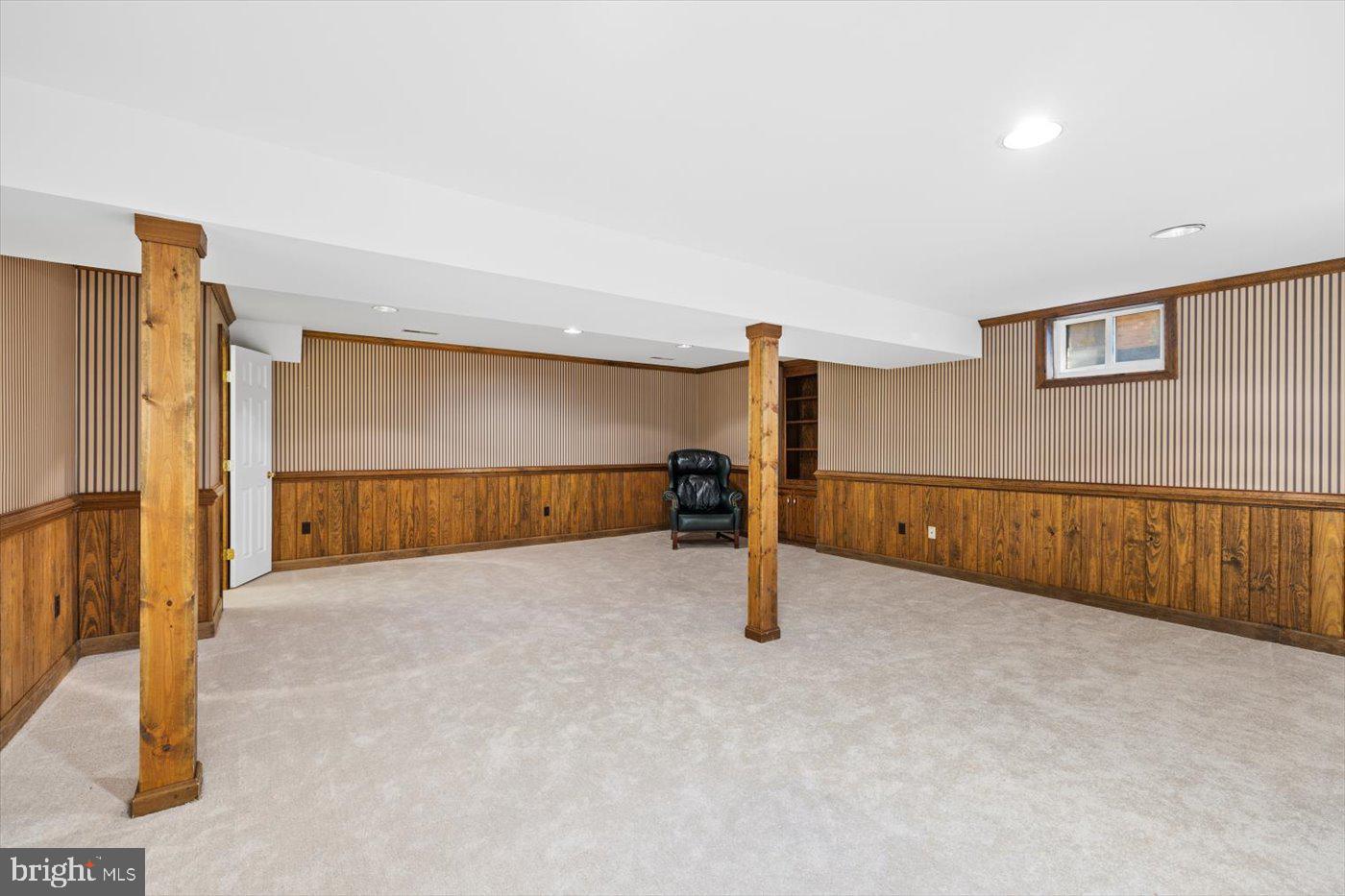 1038 Aquia Dr