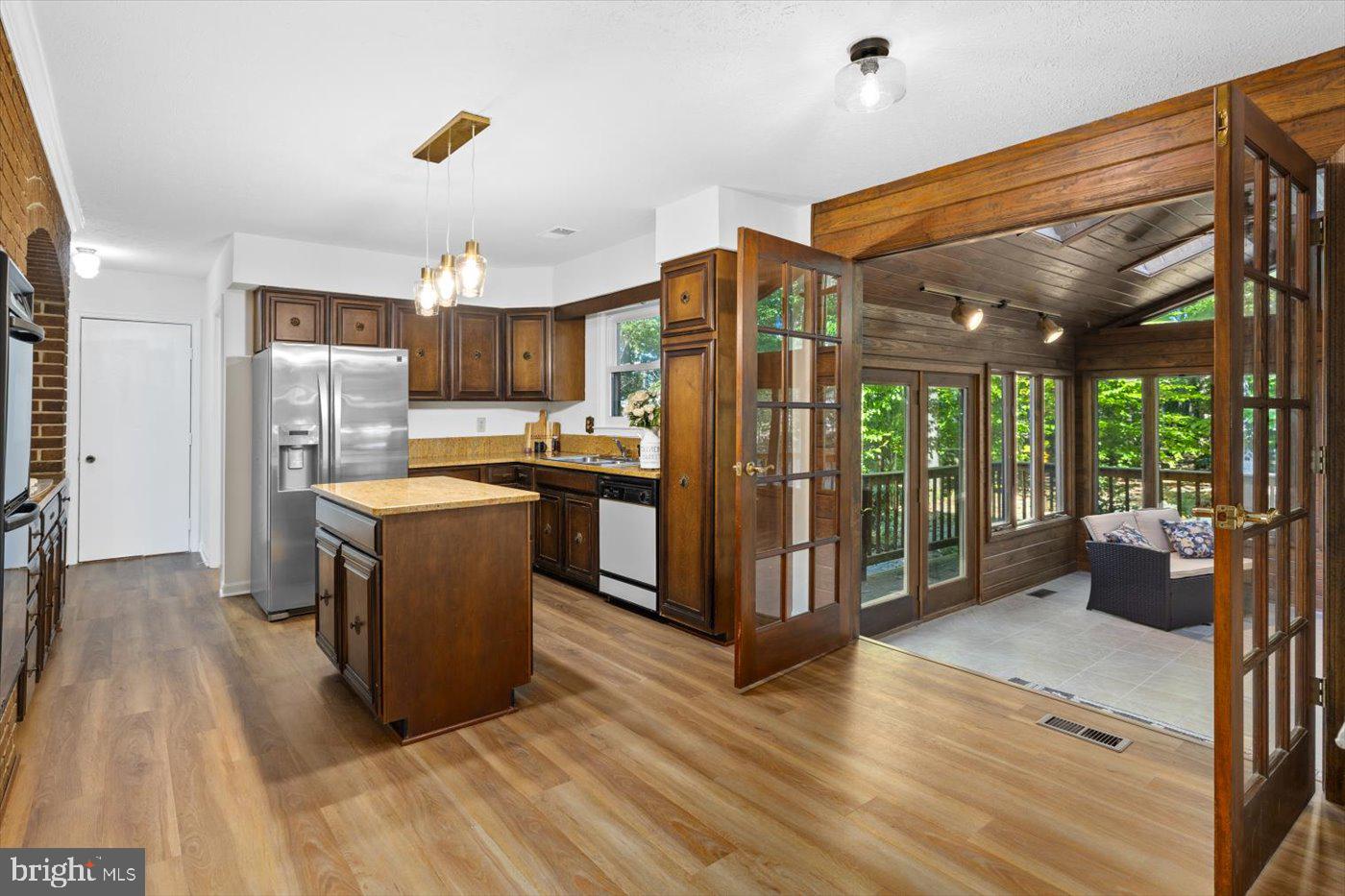 1038 Aquia Dr