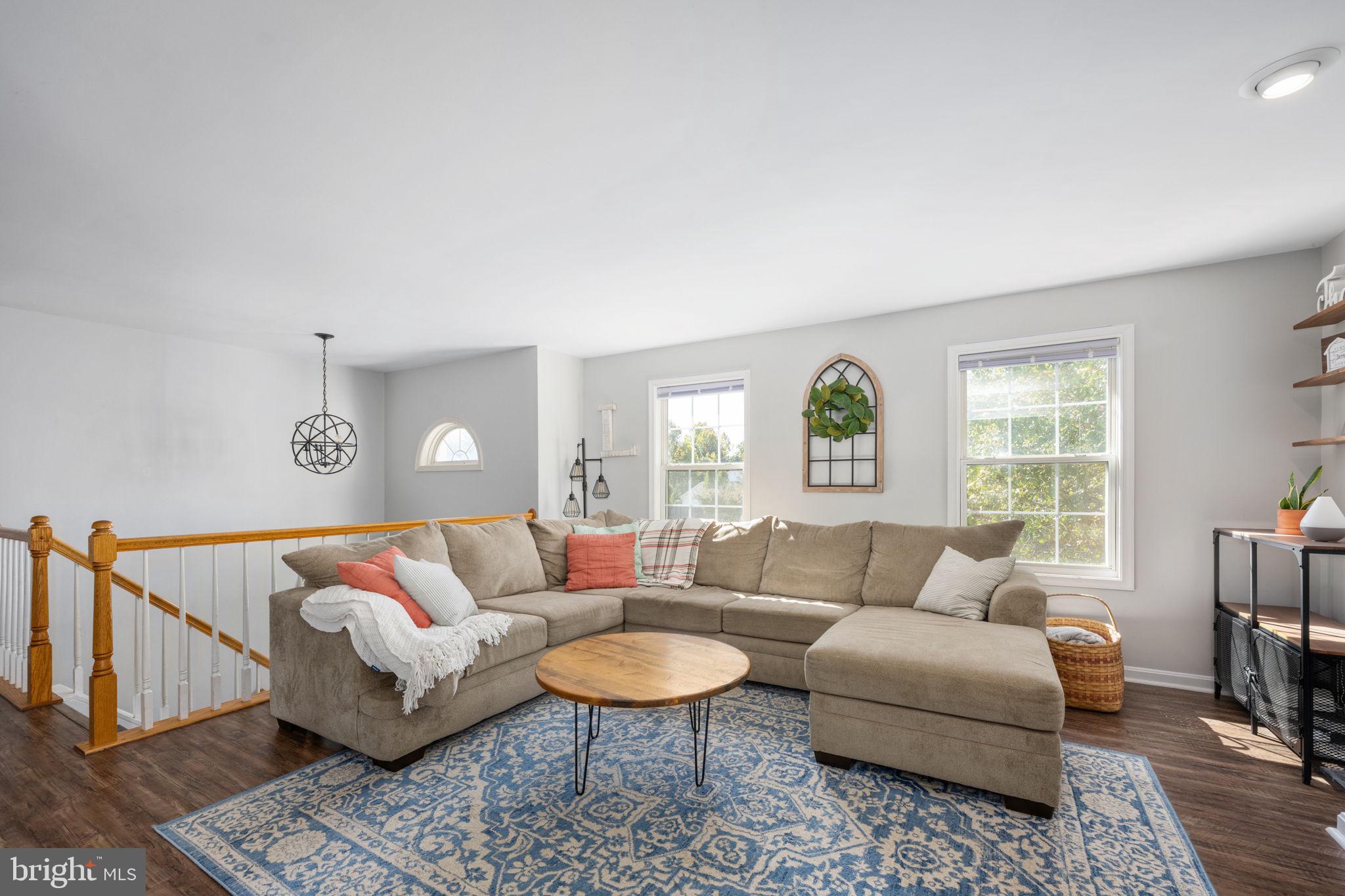 49 Tanterra Dr