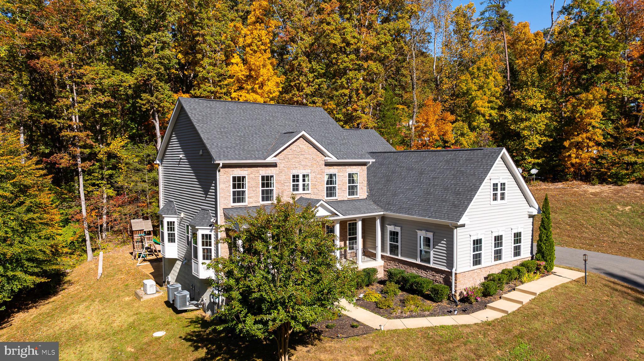 90 Herdmont Dr