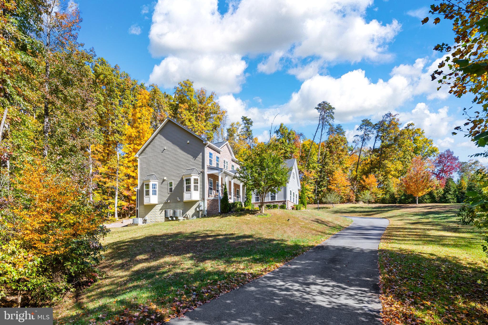 90 Herdmont Dr