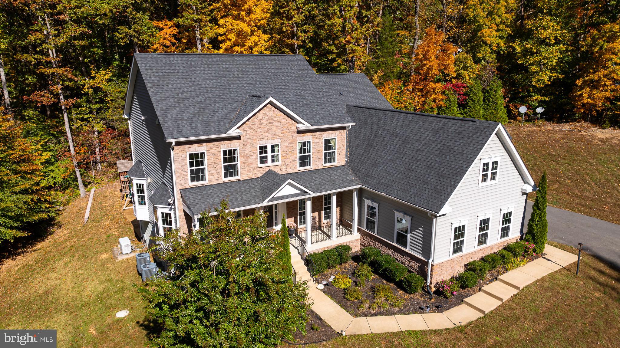 90 Herdmont Dr