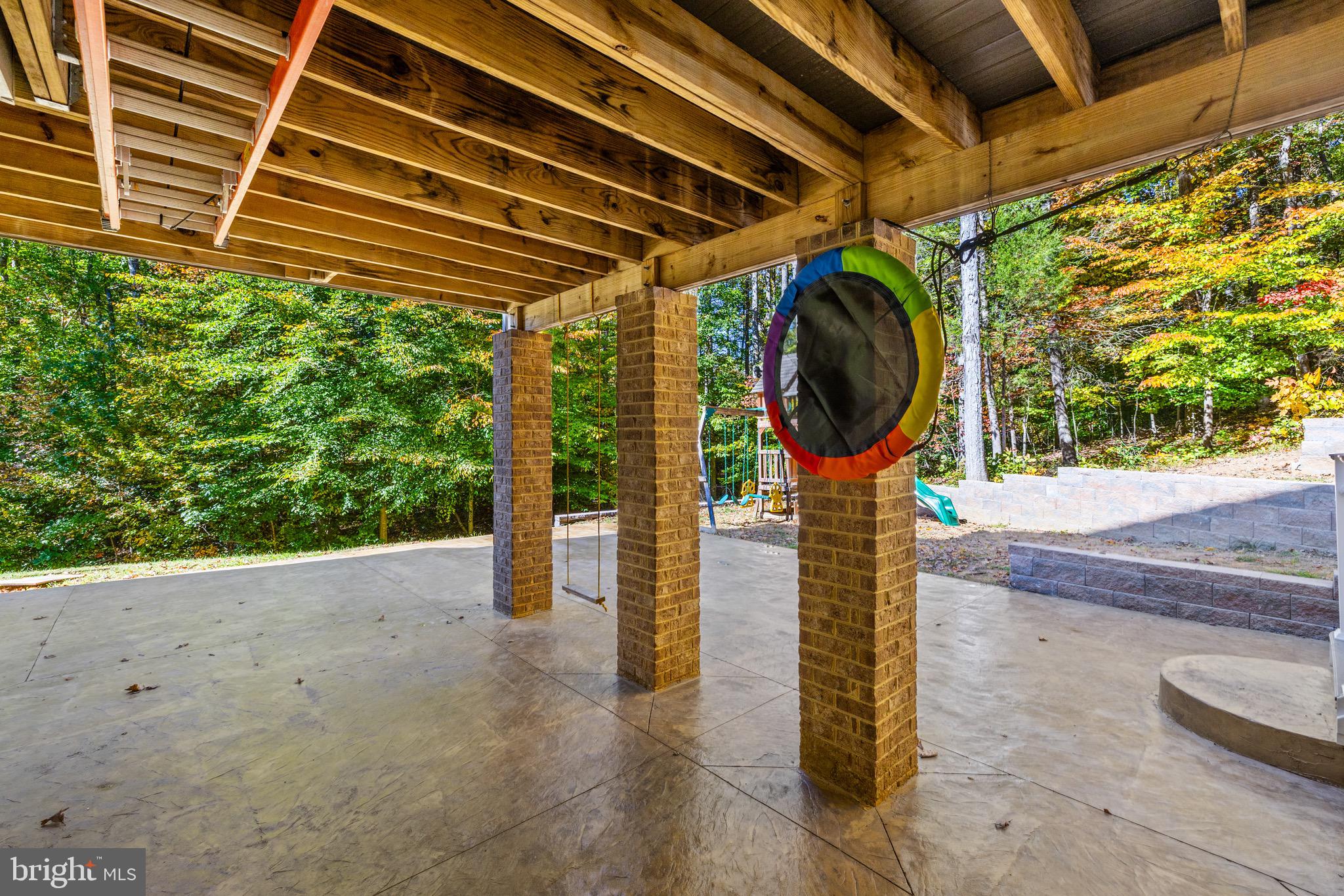 90 Herdmont Dr