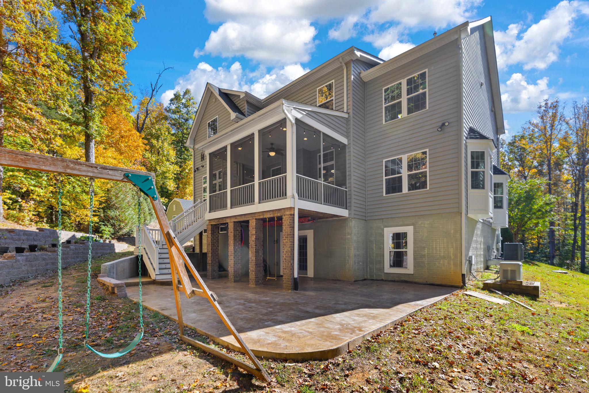 90 Herdmont Dr