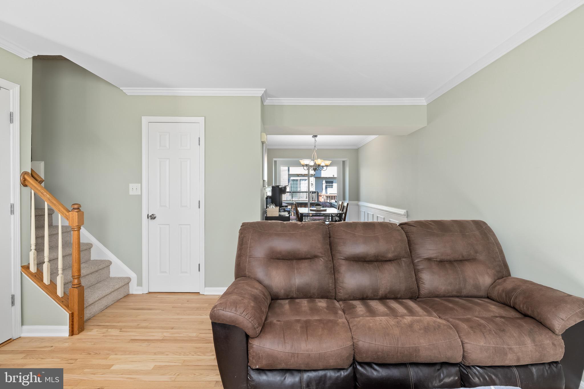 109 Barrows Ct