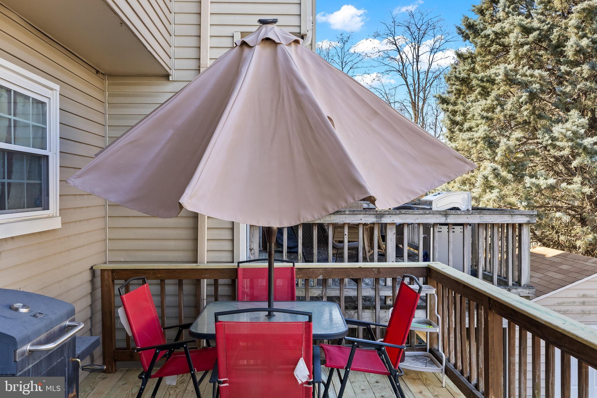 109 Barrows Ct
