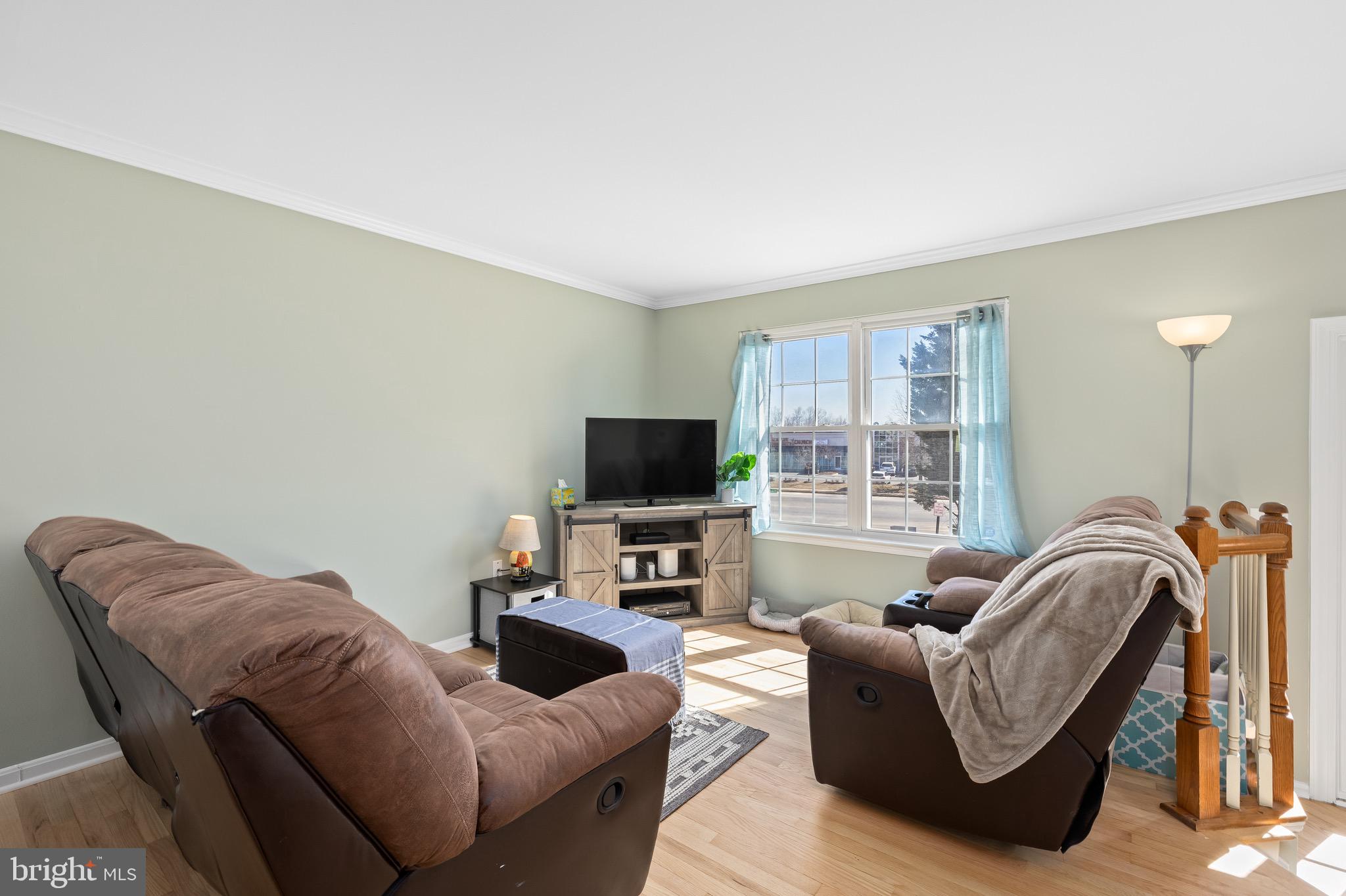 109 Barrows Ct