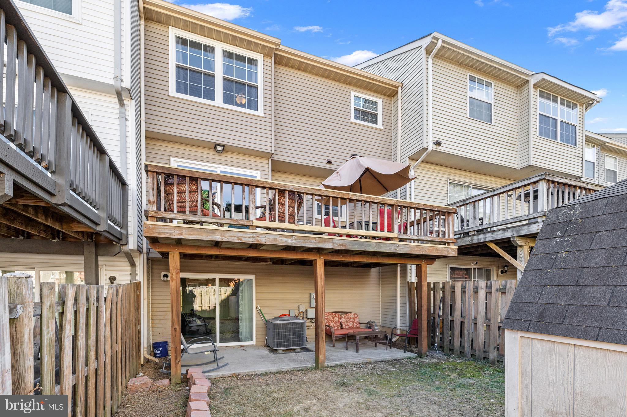 109 Barrows Ct