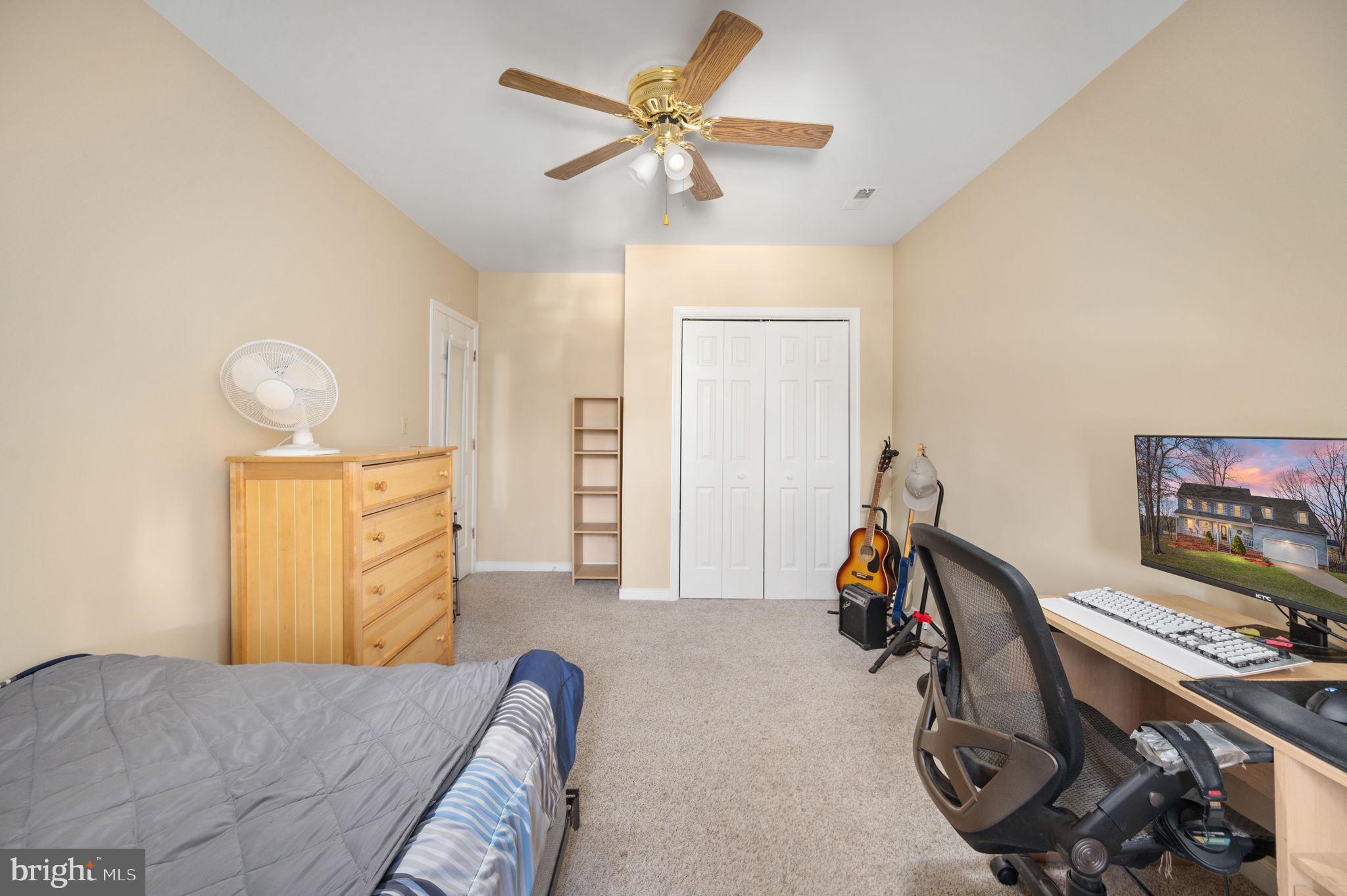 48 Cornwallis Dr