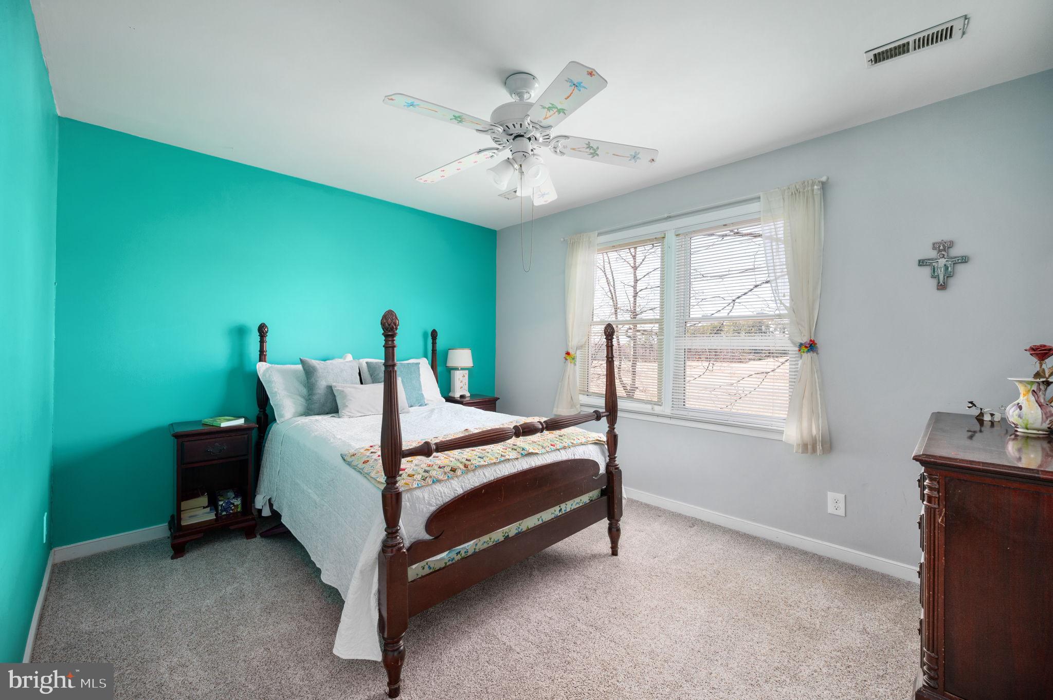 48 Cornwallis Dr