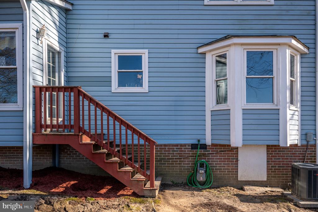 48 Cornwallis Dr