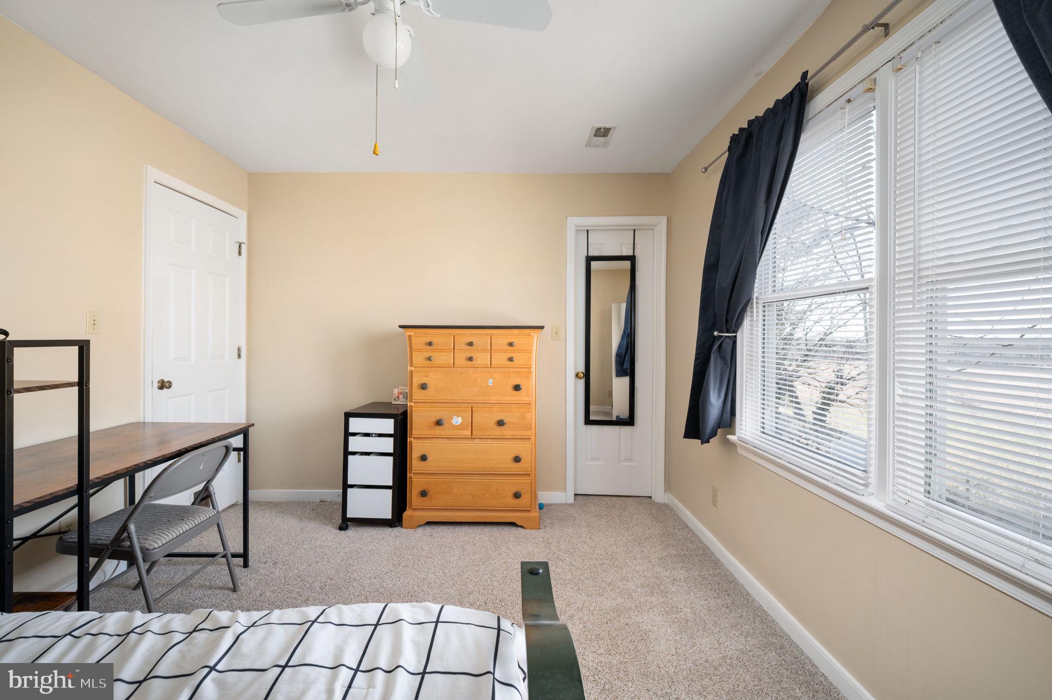 48 Cornwallis Dr
