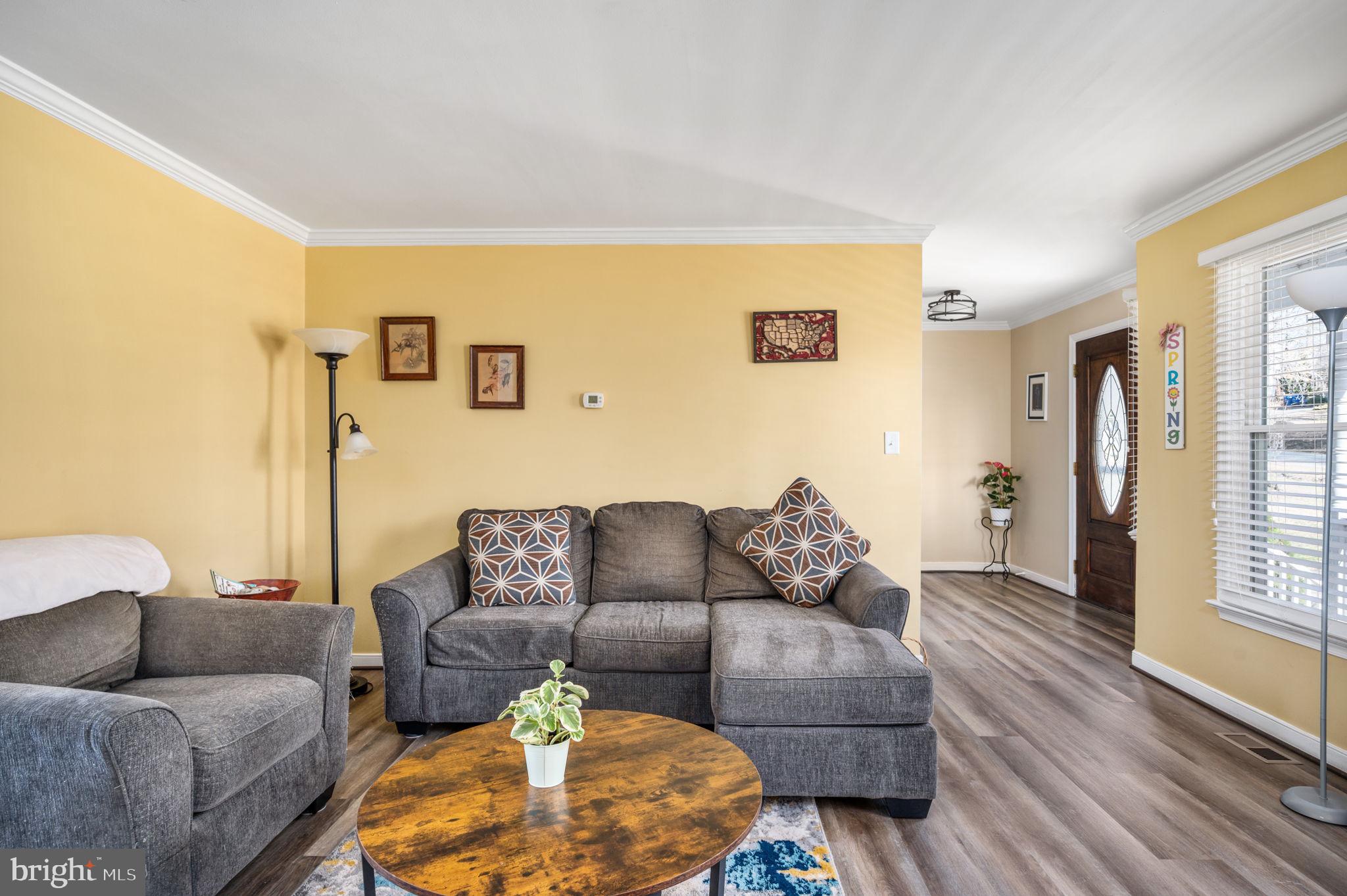 48 Cornwallis Dr
