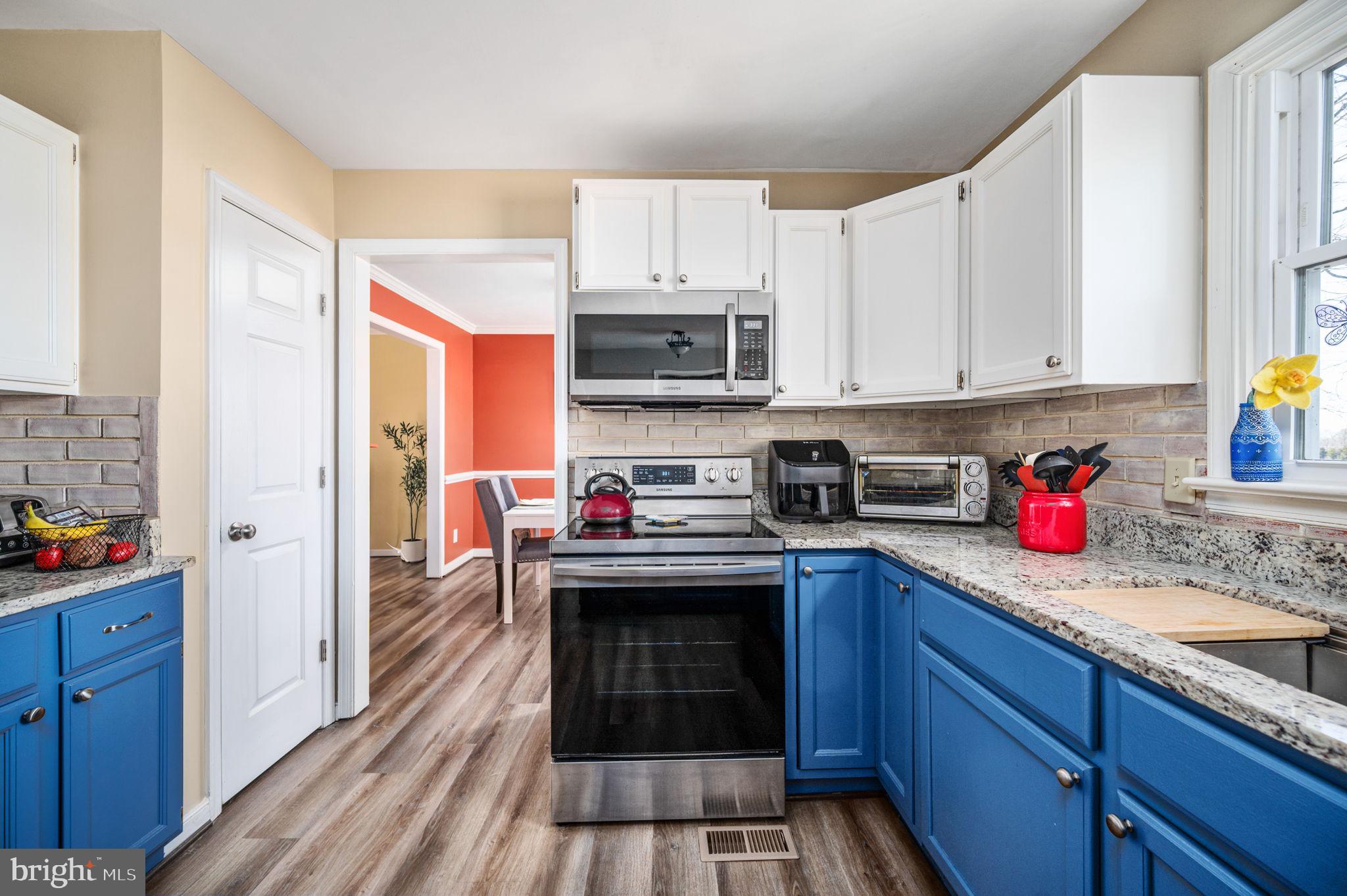 48 Cornwallis Dr