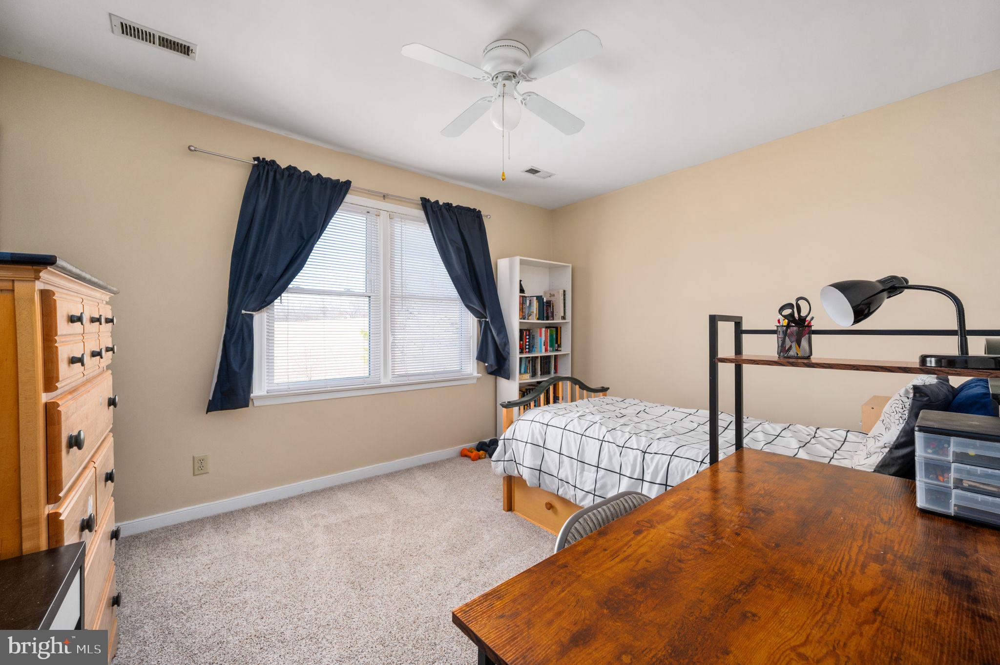 48 Cornwallis Dr