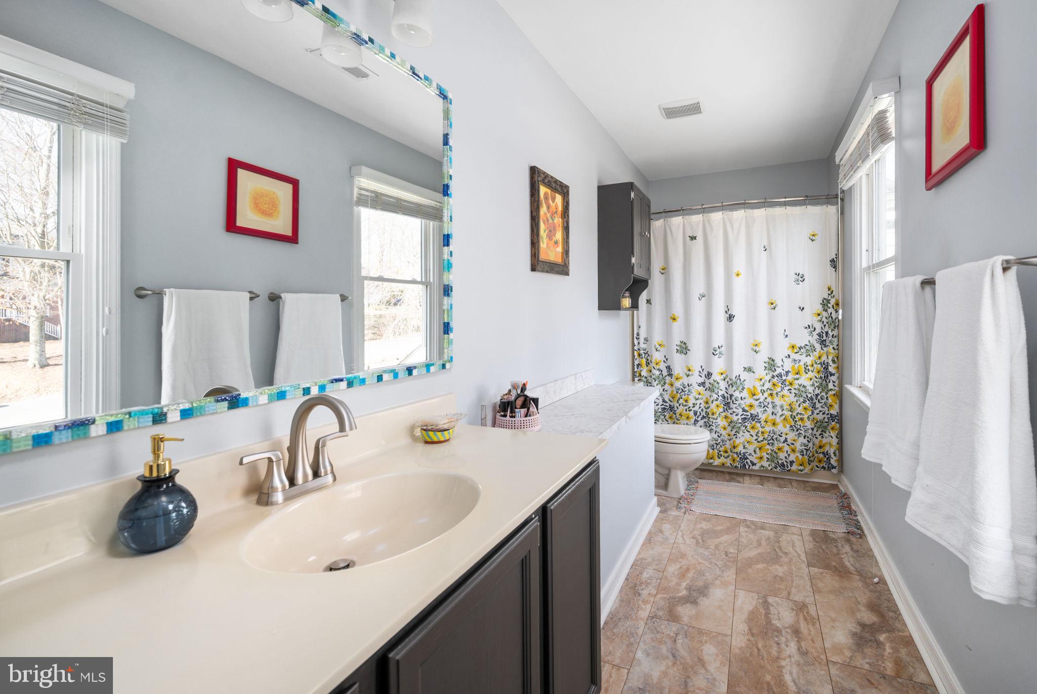 48 Cornwallis Dr