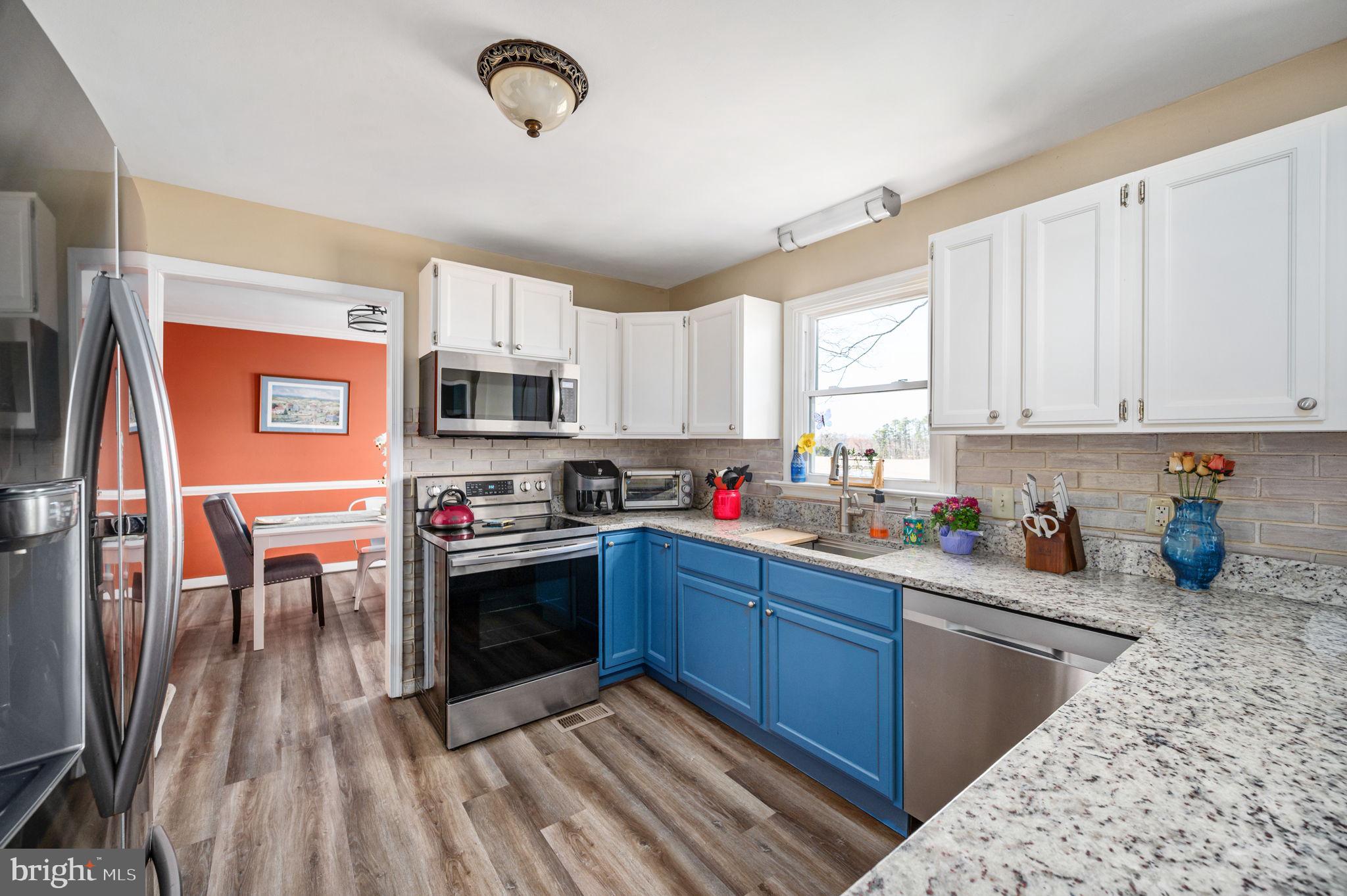 48 Cornwallis Dr