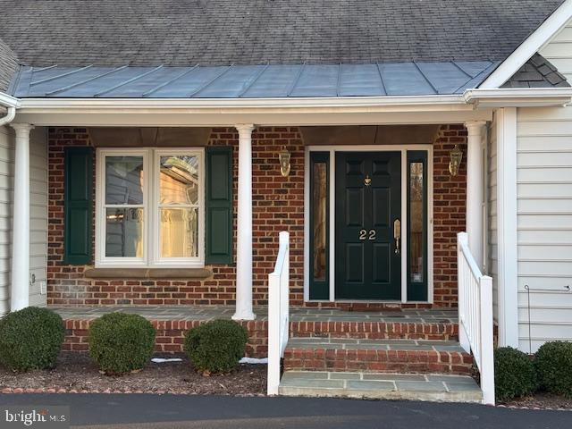 22 RIDGE POINTE LANE