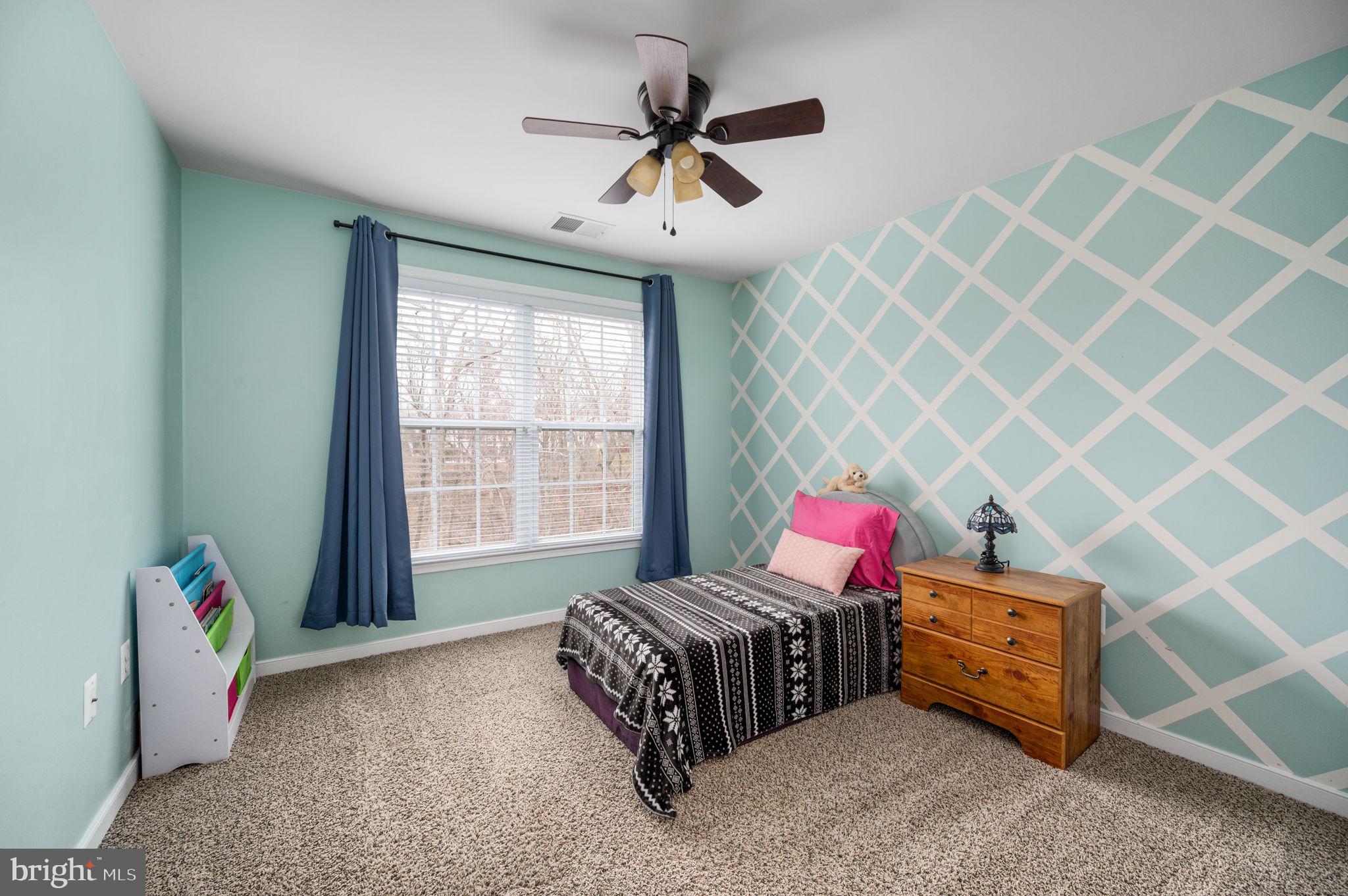 33 Darden Ct