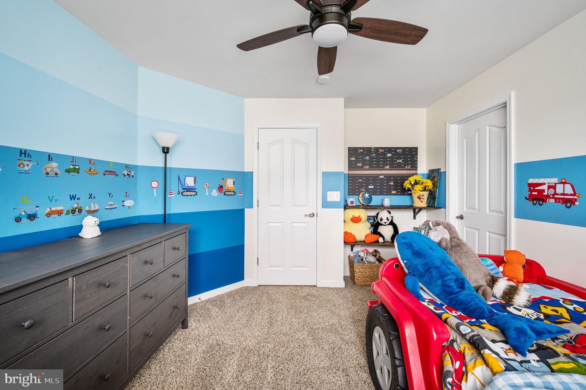33 Darden Ct
