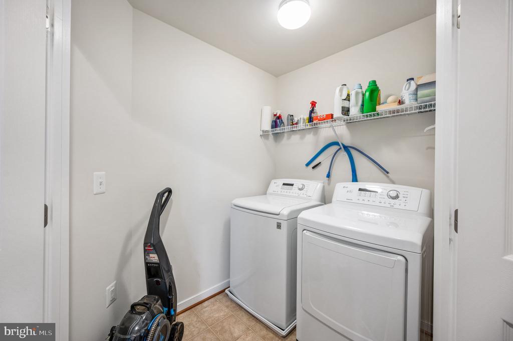 33 Darden Ct