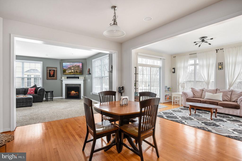 33 Darden Ct