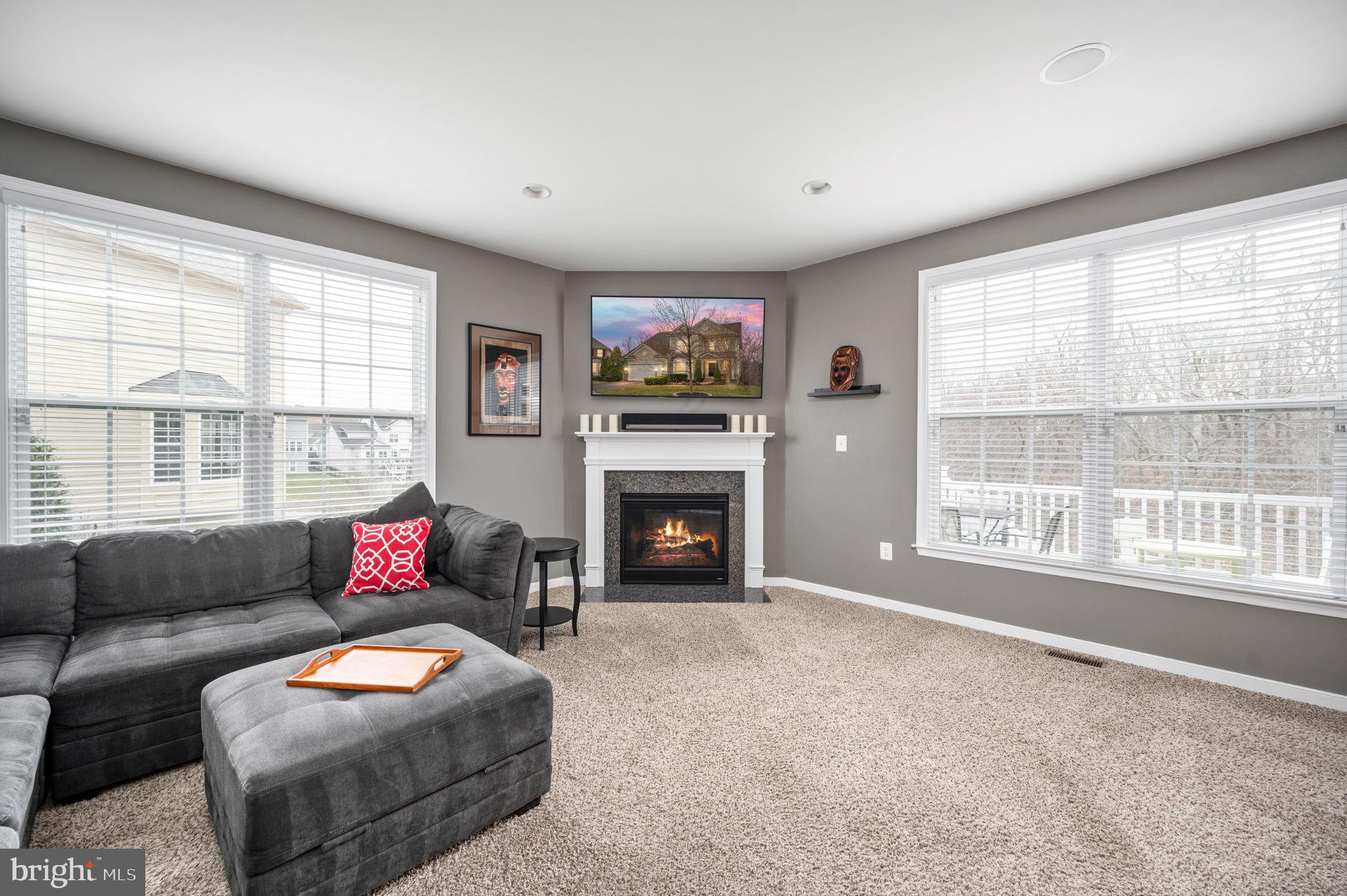 33 Darden Ct