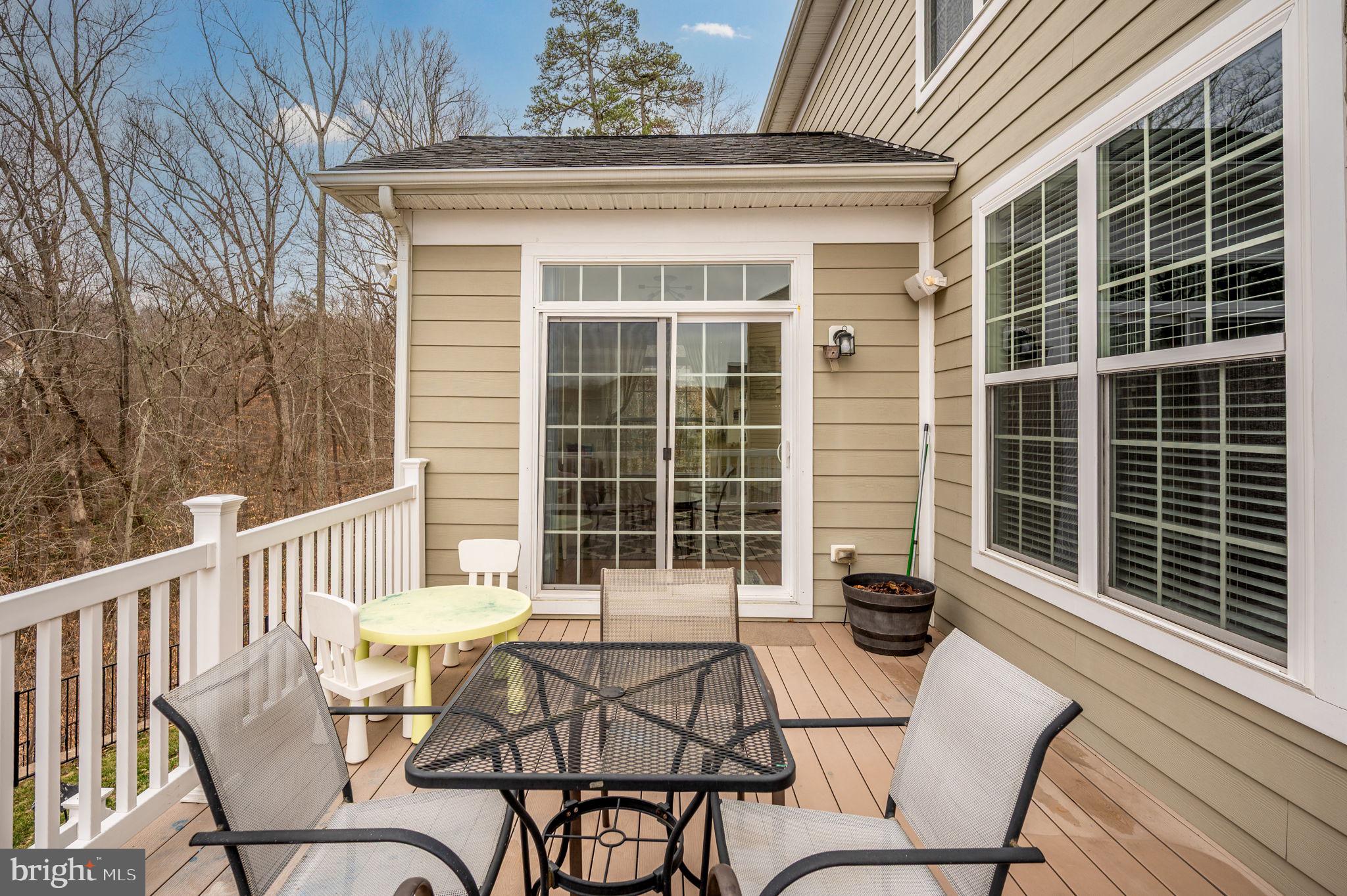 33 Darden Ct